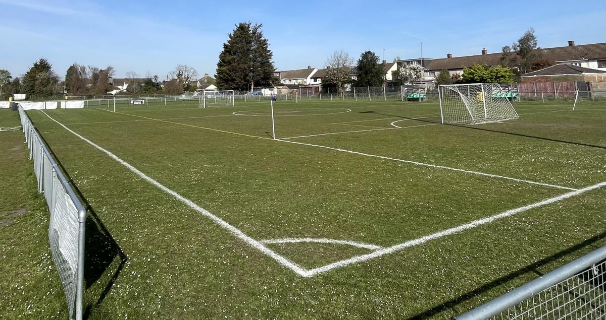 (c) Dagenhamunitedfc.co.uk