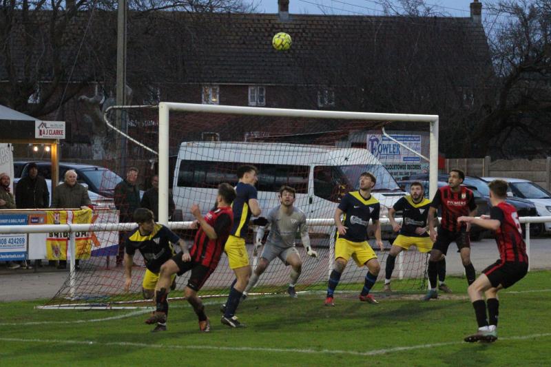 Men's 1st Team vs Elburton Villa 3