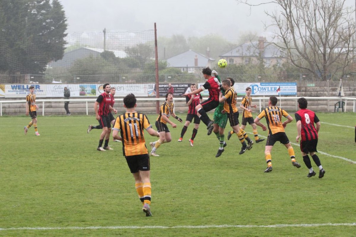 Men's 1st Team vs Axminster 11