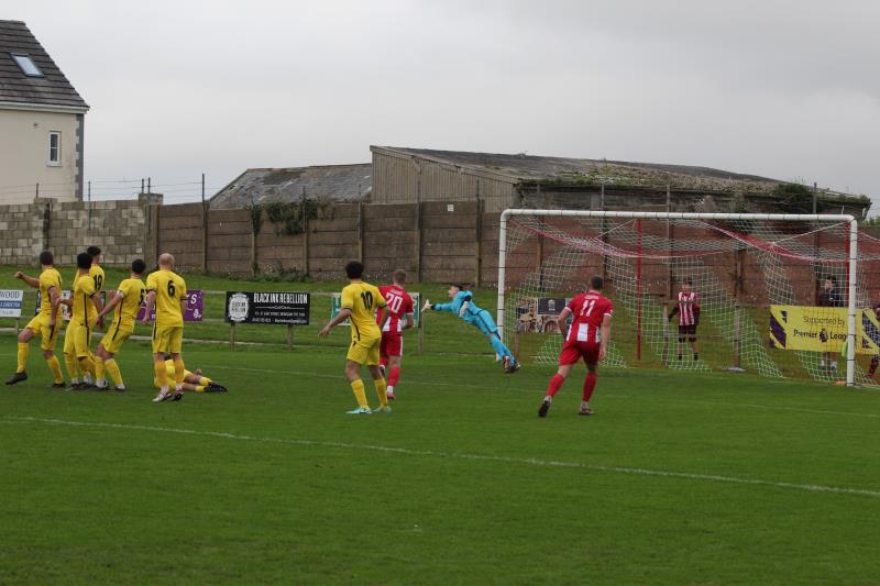 Men's 1st Team vs Newquay 3
