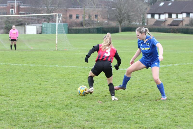 Womens vs Wells City Ladies First 12