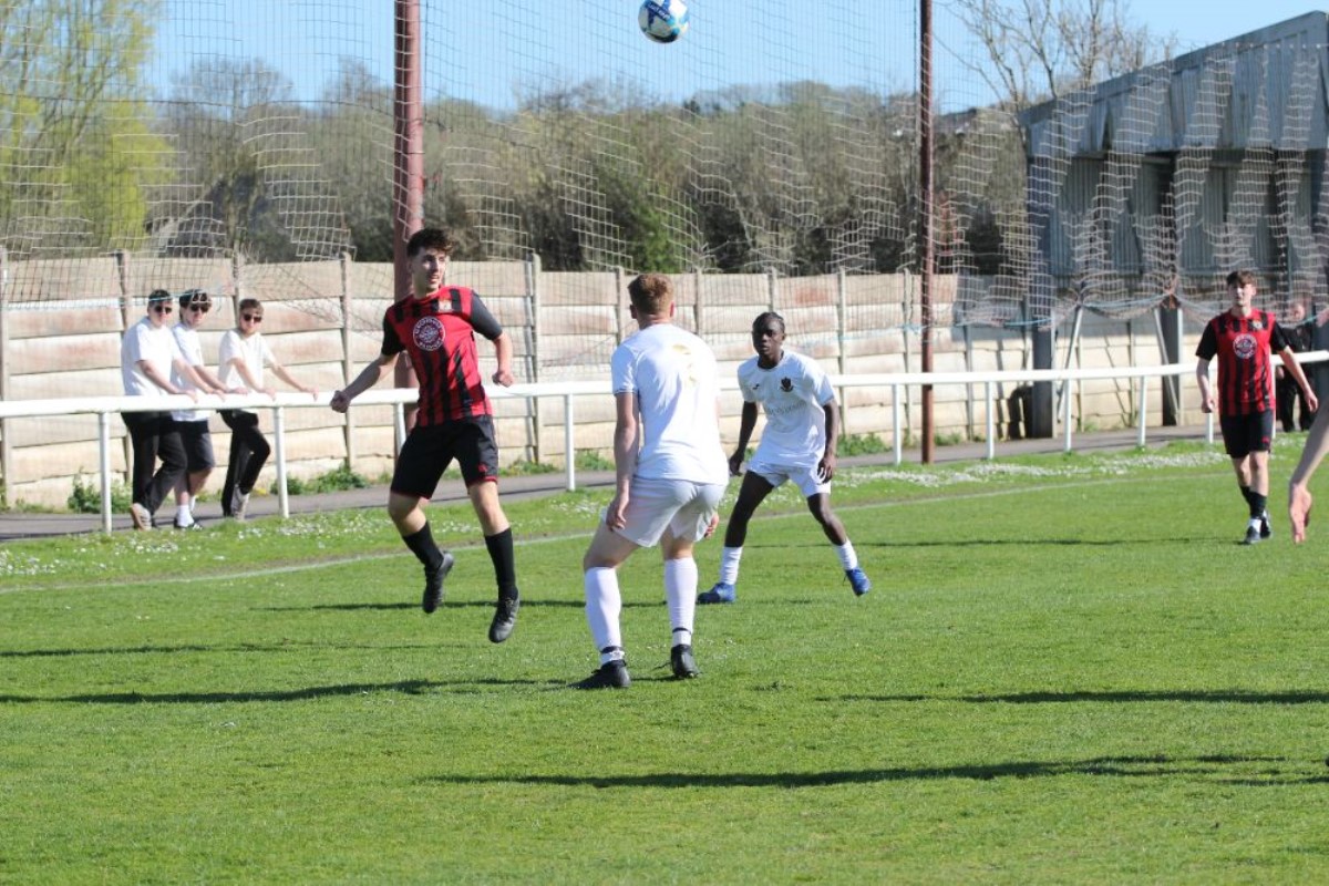 Bridport vs Holt United FC 6