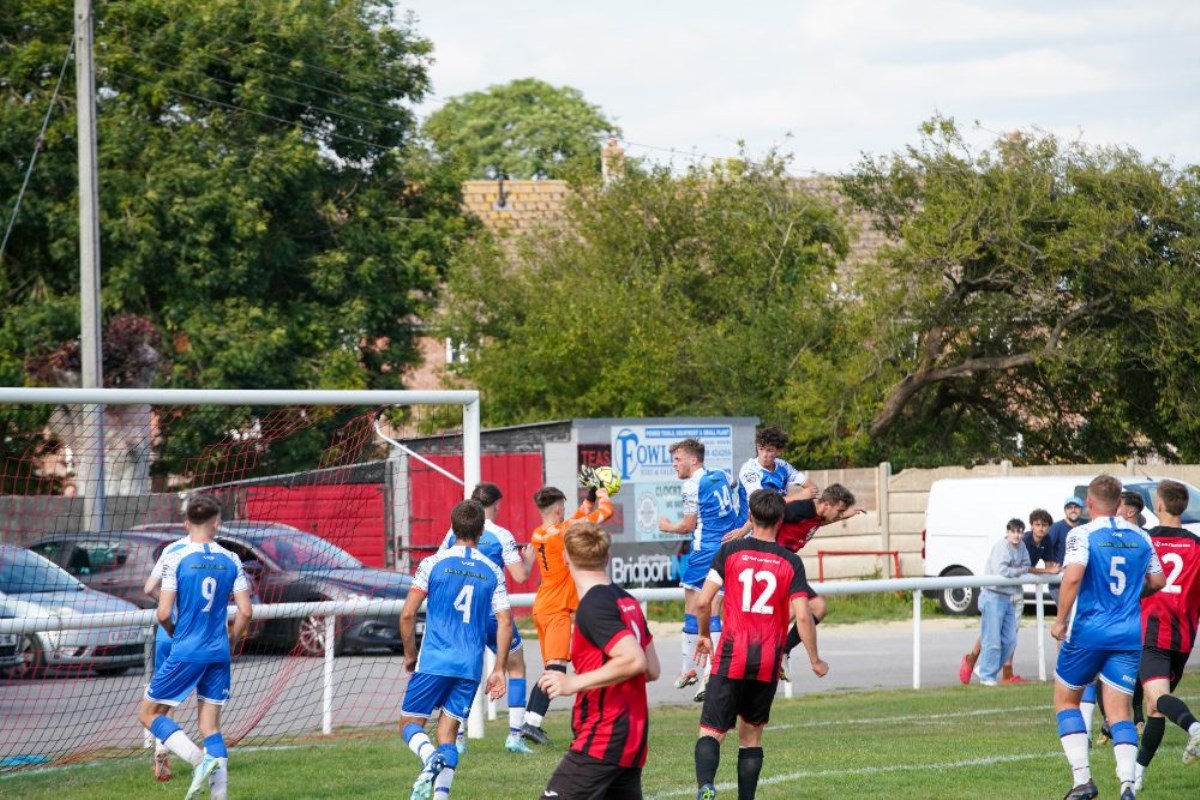 Men's 1st Team vs Crediton 4