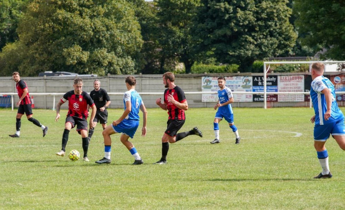 Men's 1st Team vs Crediton 30