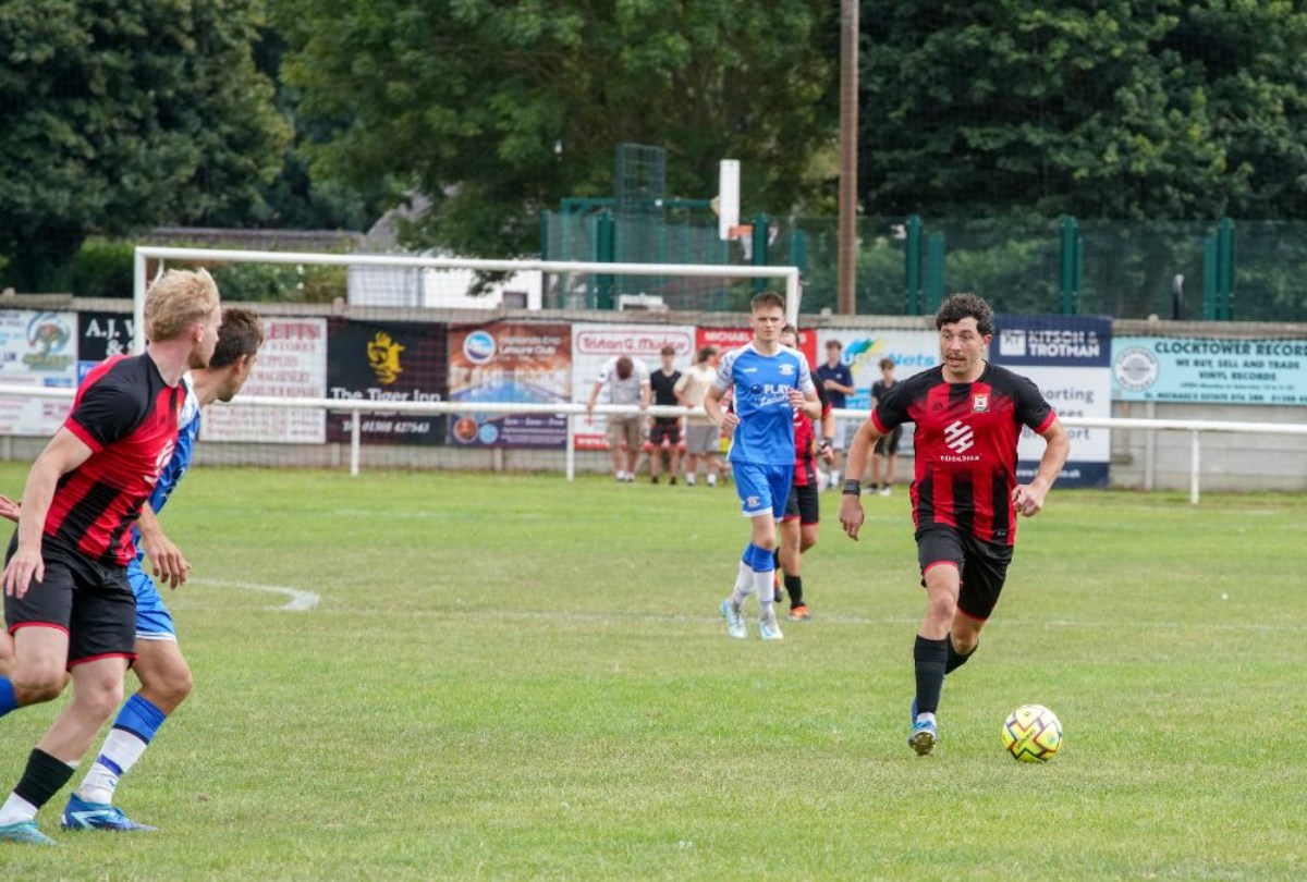 Men's 1st Team vs Crediton 35