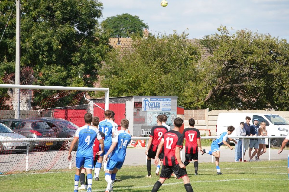 Men's 1st Team vs Crediton 7