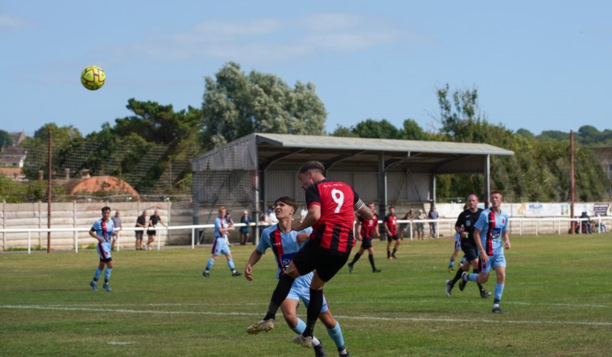 Men's 1st Team vs Bishops Lydeard 77