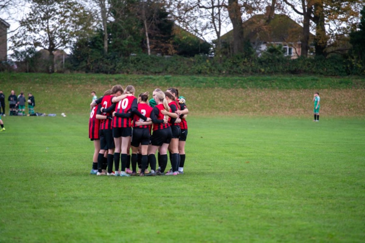 Womens vs Pen Mill Ladies First 17