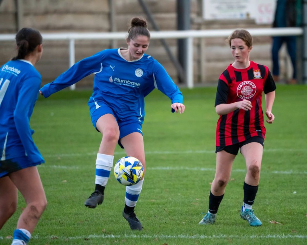 Womens vs Middlezoy FC Ladies 5