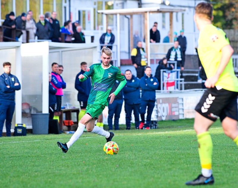 Aylesbury United, Joyce resigns for the Ducks