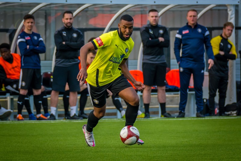 Worksop Town FC, Tigers sign Zayn Hakeem