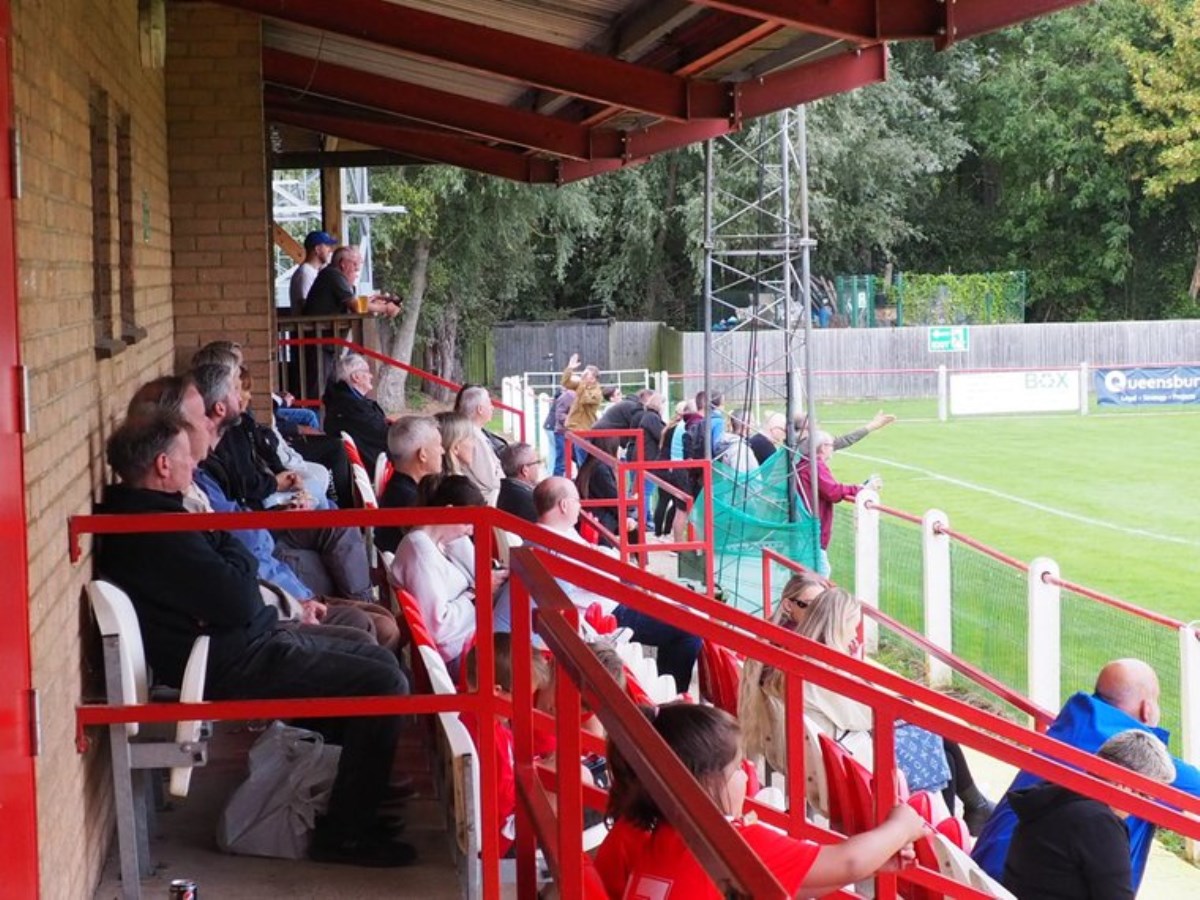 Redbourn Fc KEMPSTON ROVERS - SPARTAN SOUTH MIDLANDS FOOTBALL LEAGUE